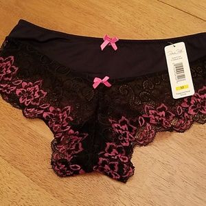 Beautiful sexy panties by Rene Rofe.